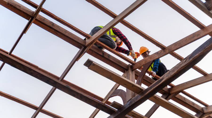 Professional gutter cleaning services in Kearneysville, WV